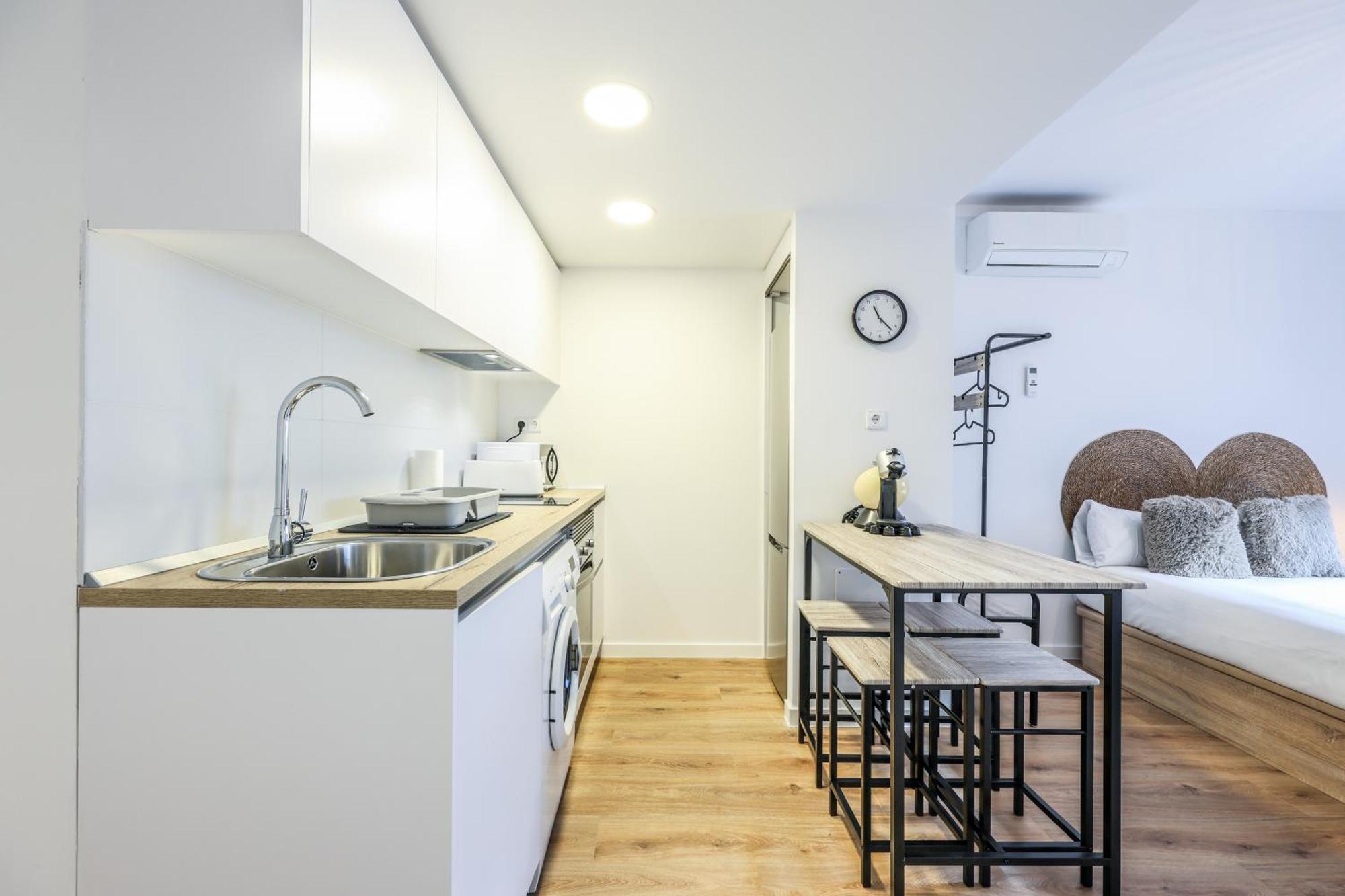 Elegant Studio With Private Terrace By Rentitup San Sebastián de los Reyes Exterior foto