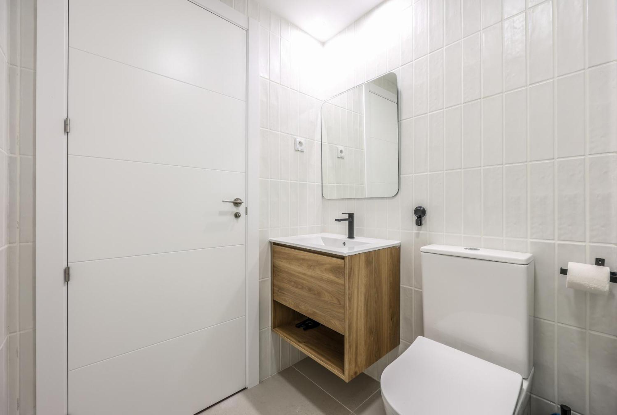 Elegant Studio With Private Terrace By Rentitup San Sebastián de los Reyes Exterior foto
