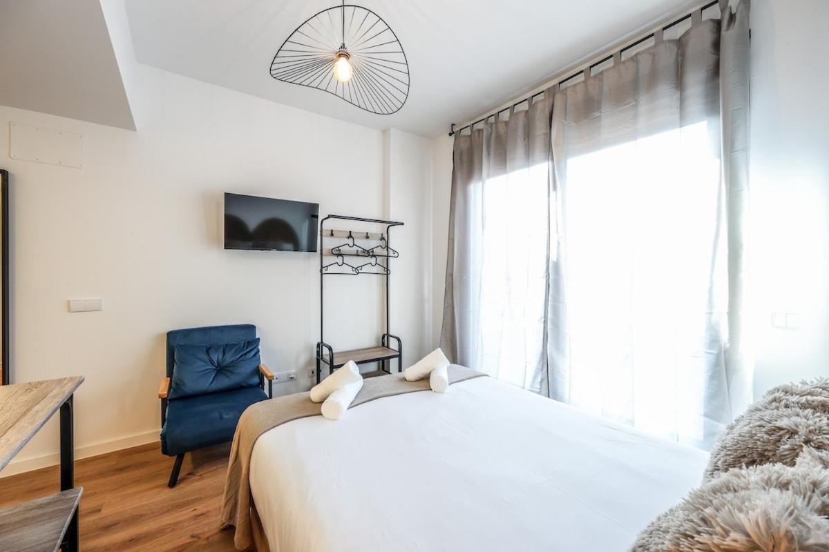 Elegant Studio With Private Terrace By Rentitup San Sebastián de los Reyes Exterior foto